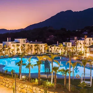 Holiday Hills Apart-hotel